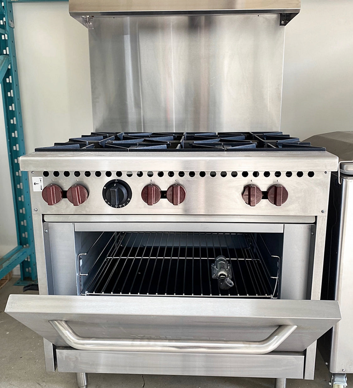 36'' Vulcan Natural Gas 6 Burner Range with Oven, SX36-6BN