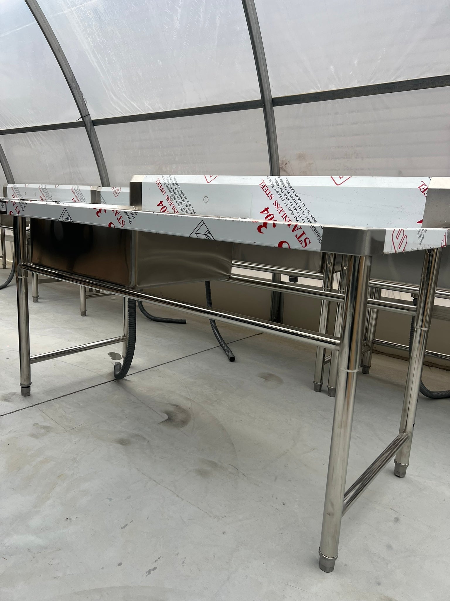 59'' CHEF One Tub Sink with Centre Drain & Left Drainboard CH-2021