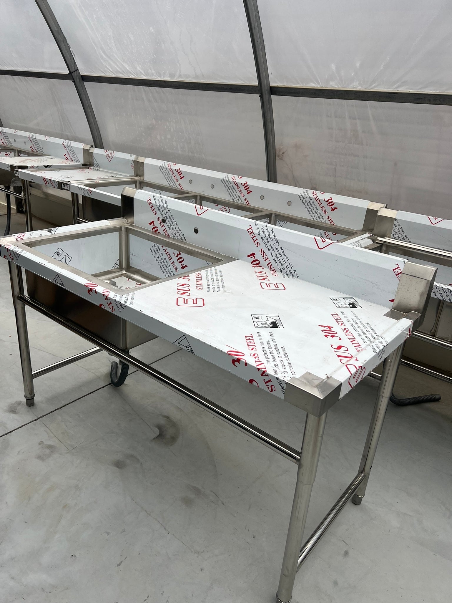 59'' CHEF One Tub Sink with Centre Drain & Left Drainboard CH-2021