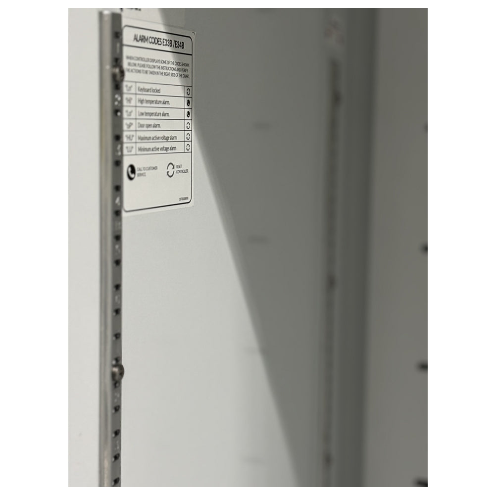 30" Pro-Kold Single Glass Door Freezer 16 Cu.Ft - DURF-16W