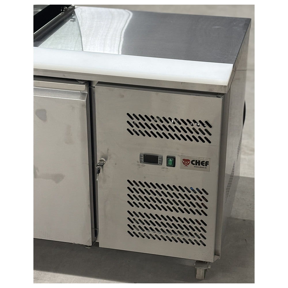 71'' CHEF Refrigerated Salad/Sandwich Prep Table with Rectangle Sneeze Guard GN-3100SALSQ